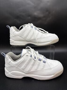 VTG Brunswick Whisper White w/Blue Accents Bowling Shoes Women's Size 8